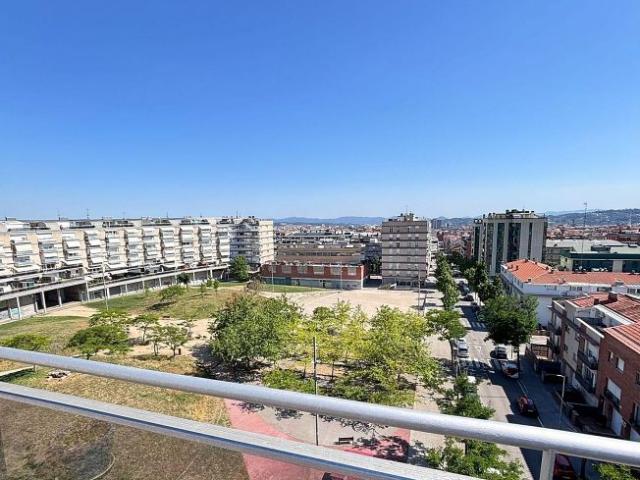 Ático en venta en avenida De Béjar, Terrassa, de 70 m² 3 habitaciones por 389.000