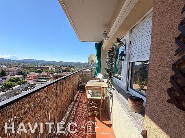 Ático en venta en avenida De Can Cabanyes, Rubí, de 78 m² 3 habitaciones por 229.000