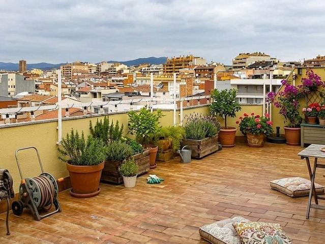 Ático en venta en avenida De Lluís Pericot, Girona, de 65 m² 3 habitaciones por 450.000