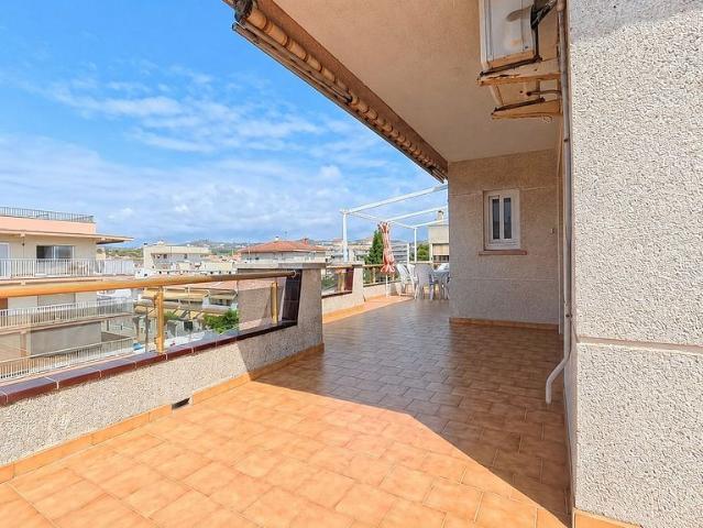 Ático en venta en avenida Tarragona, Cunit, de 83 m² 3 habitaciones por 255.000