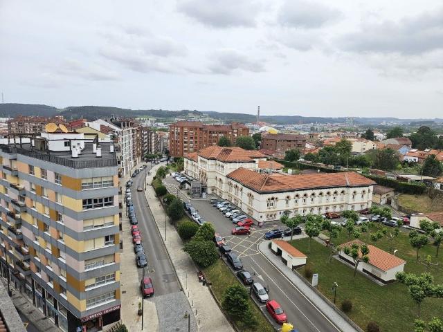Ático en venta en Avilés, Centro. Ático 2 habitaciones Venta Avilés. Áticos.