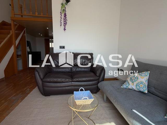 Ático en venta en Badalona, Centre. Ático con gran terraza y vistas despejadas en Calle Camelia. Áticos.