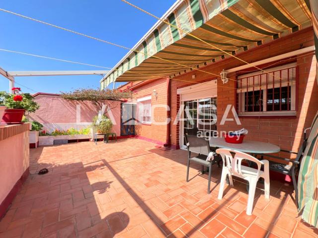 Ático en venta en Badalona, La Salut. Ático en venta en Calle de Floridablanca. Áticos.
