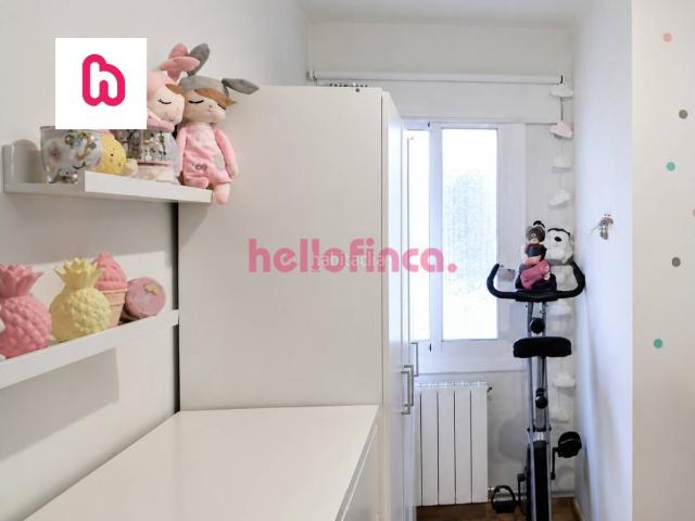 Ático en venta en Badalona, Lloreda. Ático reformado en Badalona Centre, a pocos minutos del mar. Áticos.