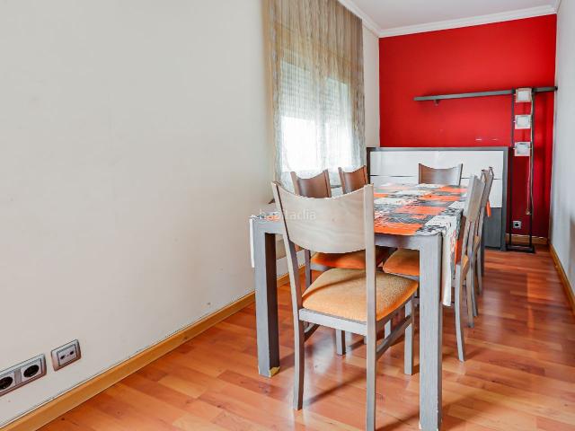 Ático en venta en Badalona, Llefià. A la venta ático en Carretera Antigua de Valencia, Badalona. Áticos.