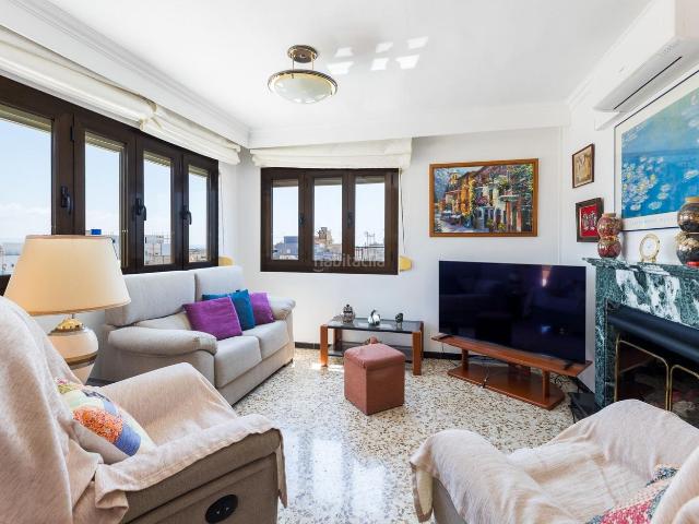 Ático en venta en Baleares Palma de Mallorca, Cas Capiscol. Sobreático con terraza en planta. Áticos Palma de.