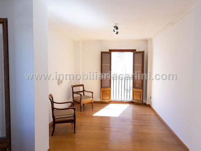 Ático en venta en Baleares Palma de Mallorca, La Missió. Atico con terraza en pleno centro de Palma. Áticos Palma de.