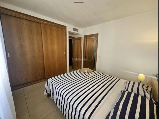 Ático en venta en Baleares Palma de Mallorca, Les Maravelles. Ático con solárium privado de 66 m y plaza de aparcamiento cubierta, a solo 250 m del mar, en Playa de Palma Este atractivo ático. Áticos.