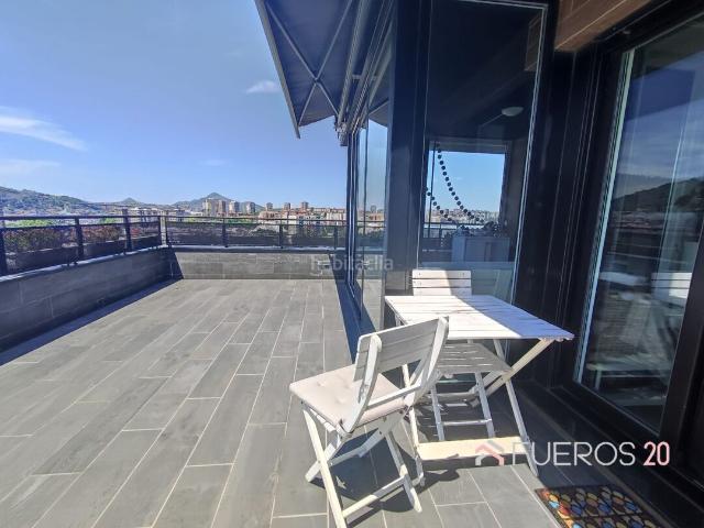 Ático en venta en Barakaldo, Arteagabeitia Retuerto Kareaga. ÁTICO ESPECTACULAR 2 HAB Y 2 BAÑOS. Áticos.