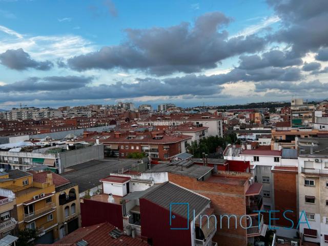 Ático en venta en Barberà del Vallès, Barri Antic. 4 DORMITORIOS CON TERRAZA. Áticos Barberà del.