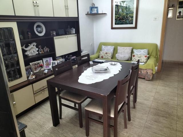 Ático en venta en Barcelona, Carmel. ATICO CON TERRAZA Y ESTUPENDAS VISTAS, CERCA BUNKERS DEL CARMEL Y PARK GUELL. Áticos.