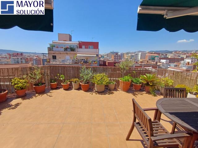 Ático en venta en Barcelona, Baix Guinardó. VENTA DE NUDA PROPIEDAD. Áticos.