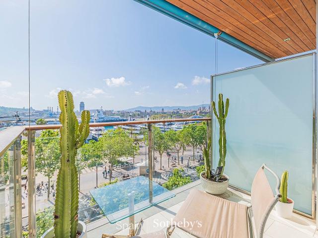 Ático en venta en Barcelona, Barceloneta. Ático con terraza privada y vistas al mar. Áticos.