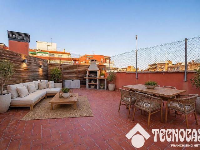 Ático en venta en Barcelona, de 120 m² 3 habitaciones por 560.000