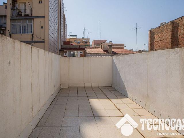 Ático en venta en Barcelona, de 150 m² 4 habitaciones por 450.000