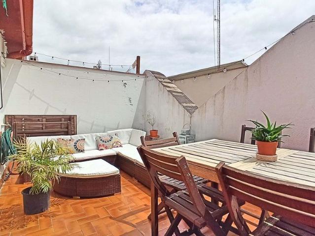 Ático en venta en Barcelona, de 49 m² 1 habitación por 435.000