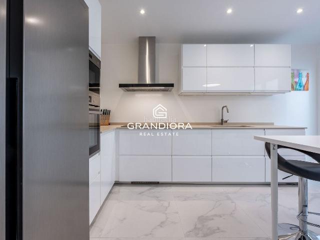Ático en venta en Barcelona, Dreta de l´Eixample. Ático duplex en Rambla Cataluña. Áticos.