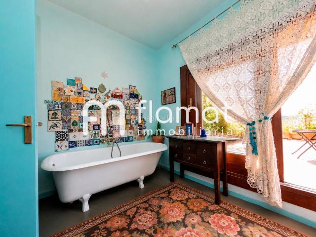 Ático en venta en Barcelona, La Nova Esquerra de l´Eixample. Se vende la Nuda propiedad en Barcelona. Áticos.