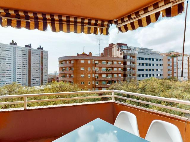 Ático en venta en Barcelona, La Salut. Piso luminoso. Áticos.