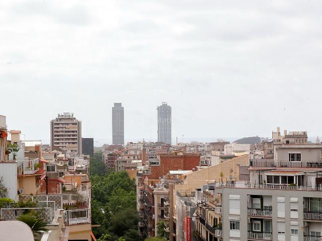 Ático en venta en Barcelona, Sagrada Família. Ático en venta con ascensor y espectaculares vistas a la Sagrada Familia. Áticos.