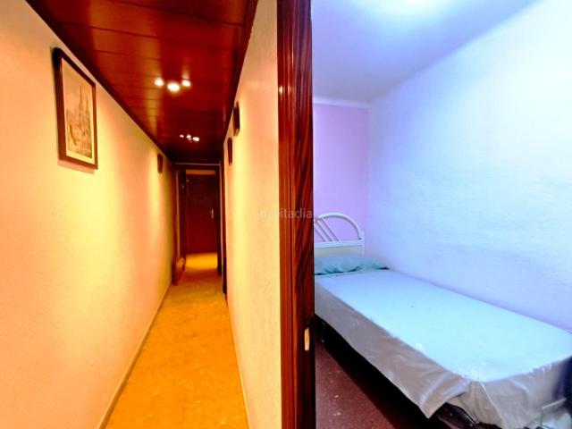 Ático en venta en Barcelona, Prosperitat. Ático en venta con ascensor y vistas despejadas. Áticos.
