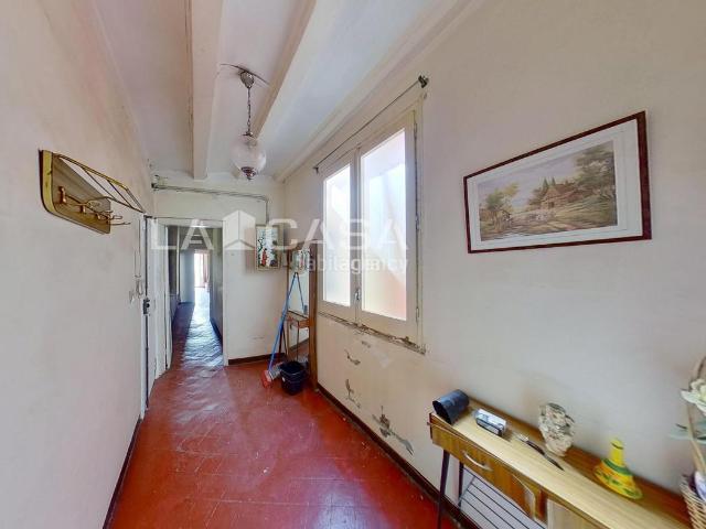 Ático en venta en Barcelona, Raval. GRAN OPORTUNIDAD EN INMEJORABLE ZONA DE BARCELONA!. Áticos.