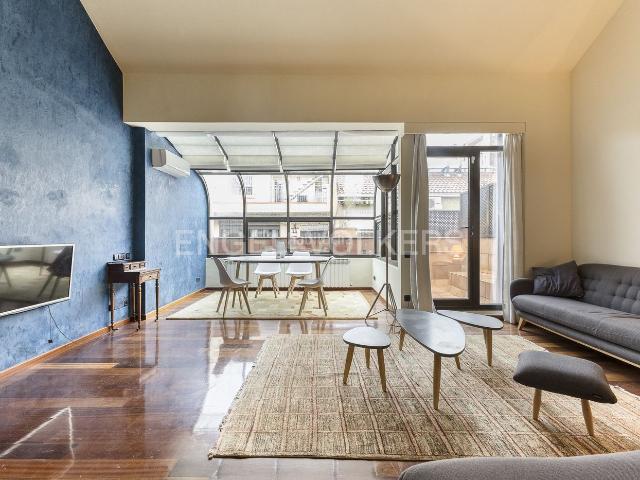 Ático en venta en Barcelona, Vila de Gràcia. Ático Dúplex con Terraza y Parking al lado de Paseo de Gracia. Áticos.