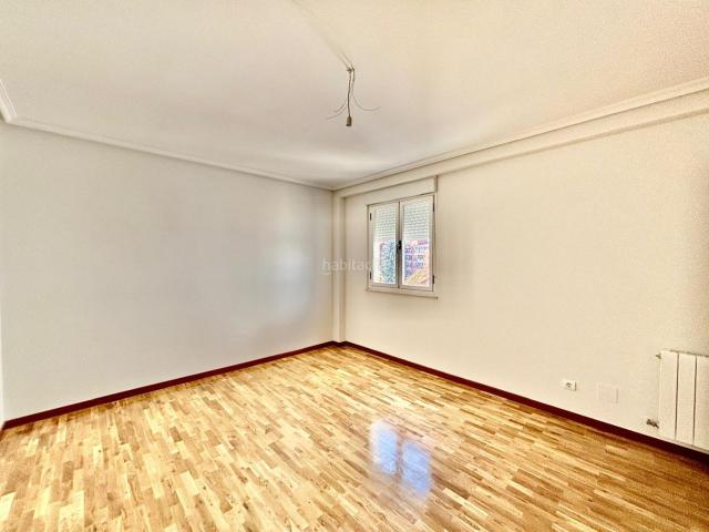 Ático en venta en Bañeza La. ATICO CENTRICO. Áticos Bañeza.