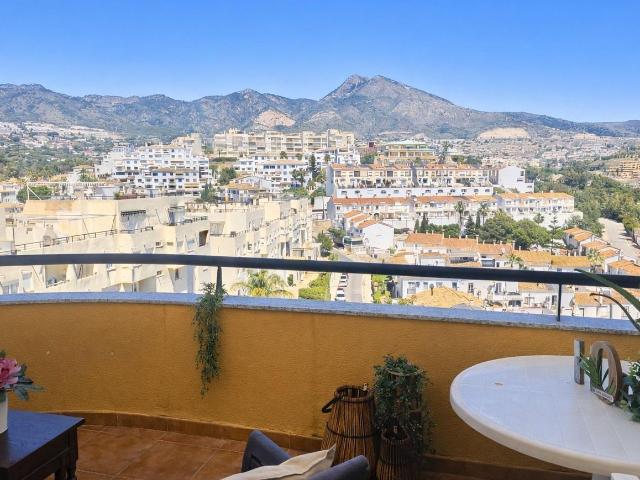 Ático en venta en Benalmádena, Zona Centro Comercial Torrequebrada. Precioso ático dúplex con relajantes vistas a la montaña en Torrequebrada, Benalmádena. Áticos.