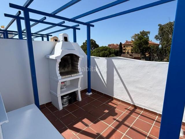 Ático en venta en Benalmádena, Cortijo Torrequebrada. Espectacular ático con solárium a solo 100 metros de la playa en Benalmádena Costa. Áticos.