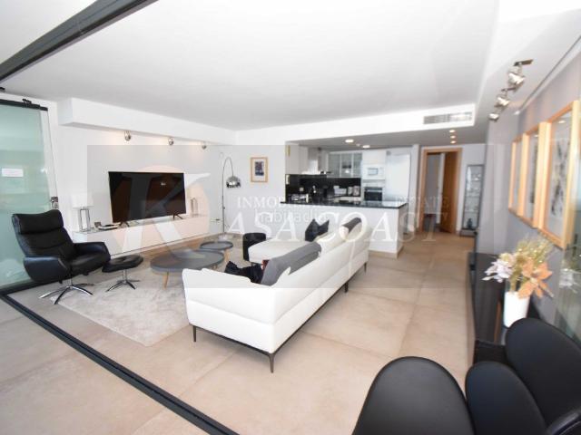 Ático en venta en Benalmádena, La Capellanía El Higuerón. Ático dúplex en venta en El Higuerón, Benalmádena Con impresionantes vistas al mar. Áticos.