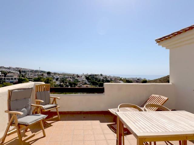 Ático en venta en Benalmádena, Montealto Monterrey. Ático con impresionantes vistas panorámicas al mar, golf y montaña en Benalmádena. Áticos.