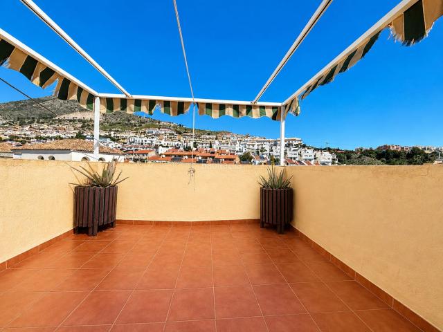 Ático en venta en Benalmádena, Montealto Monterrey. Áticos.