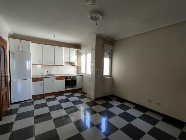 Ático en venta en Benavente. Atico muy soleada y en el centro. Áticos.