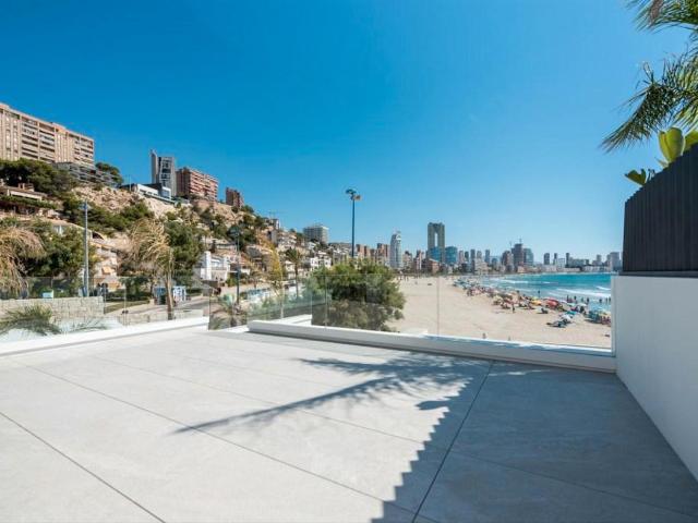 Ático en venta en Benidorm, Playa Poniente. Áticos.