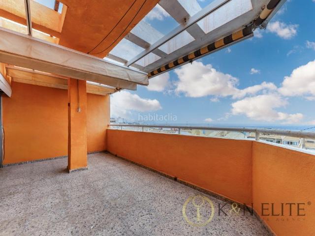 Ático en venta en Campello el, Campello Playa. Vistas al Mar y Ubicación Privilegiada en el Corazón de El Campello. Áticos Campello.