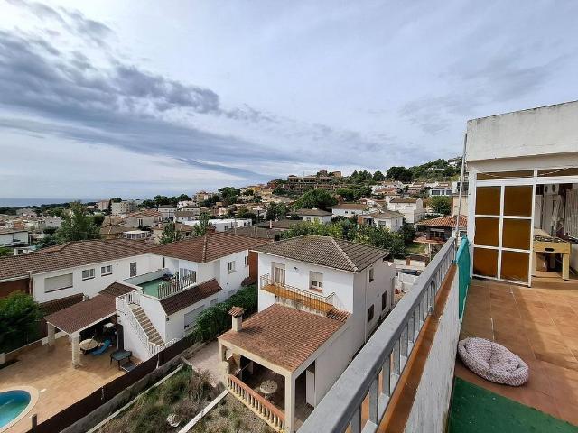 Ático en venta en Calafell, de 66 m² 2 habitaciones por 155.000