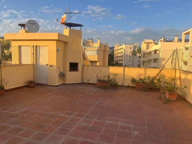 Ático en Venta en Calahonda