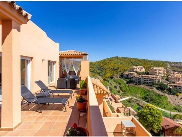 Ático en venta en Calahonda, Málaga Costa del Sol