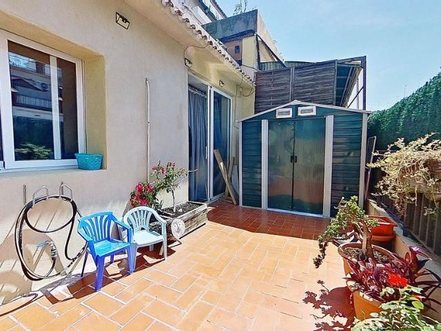 Ático en venta en calle Conca de Tremp, Barcelona, de 47 m² 1 habitación por 300.000
