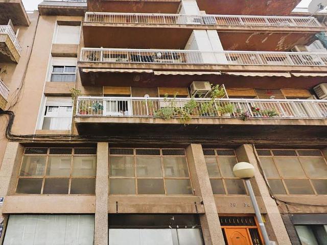 Ático en venta en calle De Calderón de la Barca, Badalona, de 94 m² 3 habitaciones por 185.000