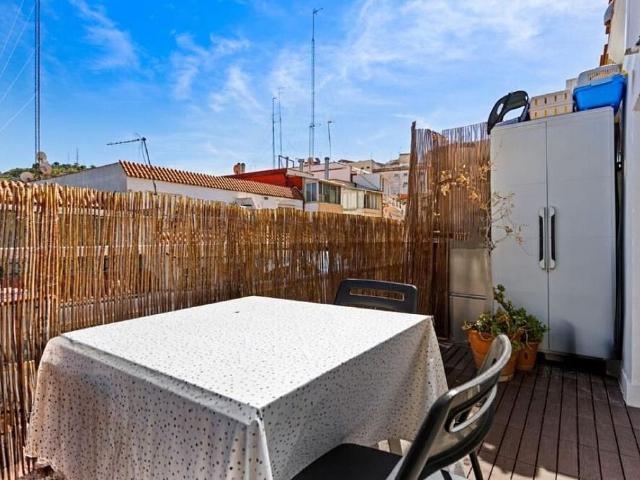 Ático en venta en calle De Calderón de la Barca, Barcelona, de 62 m² 1 habitación por 280.000