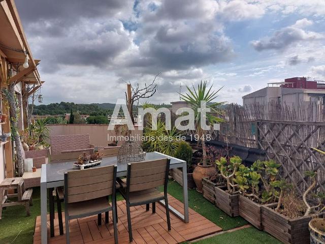 Ático en venta en calle De Joan Maragall, Rubí, de 71 m² 3 habitaciones por 375.000