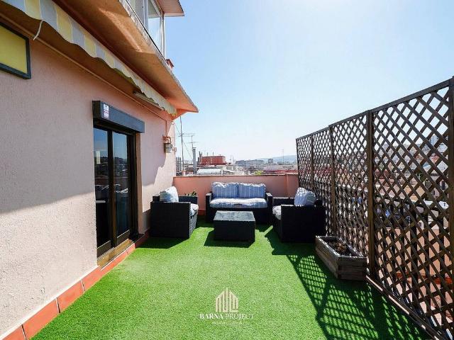 Ático en venta en calle De la Creu, Hospitalet de Llobregat, L´, de 75 m² 3 habitaciones por 385.000