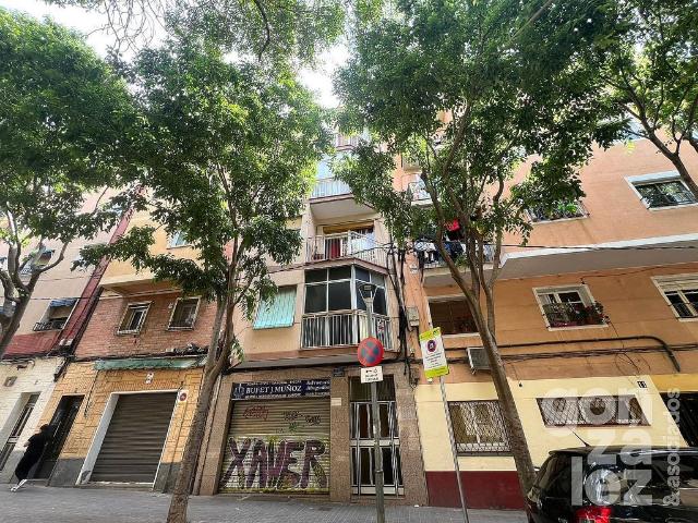 Ático en venta en calle De Les Mimoses, Hospitalet de Llobregat, L´, de 40 m² 2 habitaciones por 150.000