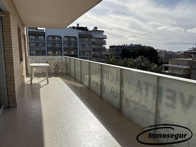 Ático en venta en calle De Les Pasquales, Salou, de 72 m² 3 habitaciones por 299.464