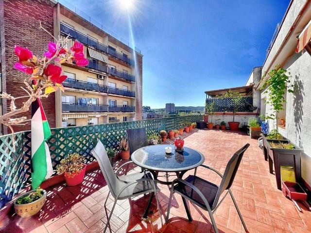 Ático en venta en calle De Lluís Companys, Cerdanyola del Vallès, de 84 m² 3 habitaciones por 375.000