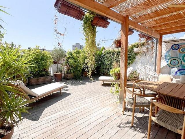 Ático en venta en calle De Mallorca, Barcelona, de 67 m² 2 habitaciones por 750.000