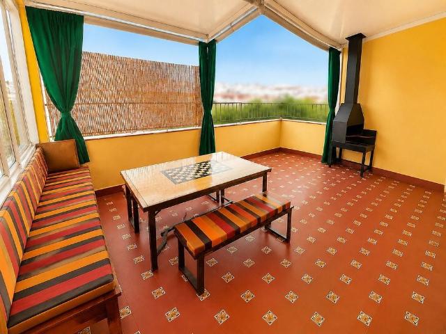 Ático en venta en calle De Milà i Fontanals, Santa Coloma de Gramanet, de 60 m² 2 habitaciones por 247.900