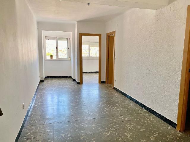 Ático en venta en calle De Nàpols, Santa Coloma de Gramanet, de 52 m² 3 habitaciones por 160.000
